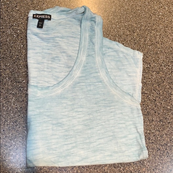 Turquoise tank! - Picture 1 of 3